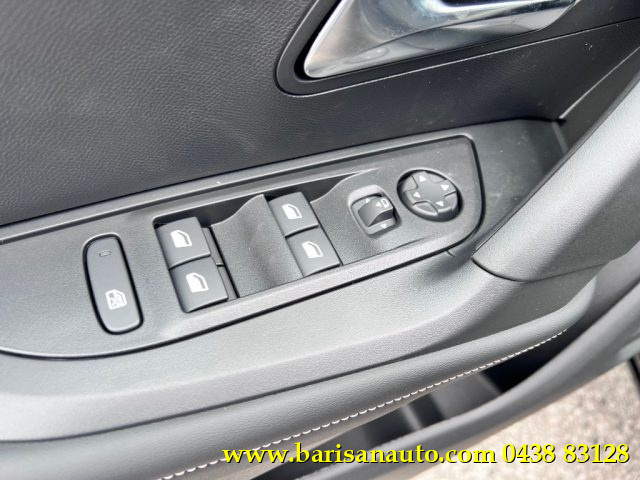 PEUGEOT 2008 usata, con Chiusura centralizzata