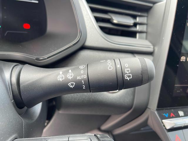RENAULT Captur usata, con USB