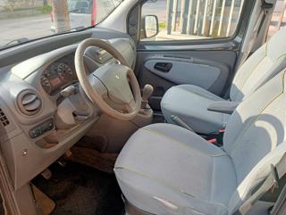 PEUGEOT Bipper usata, con Alzacristalli elettrici