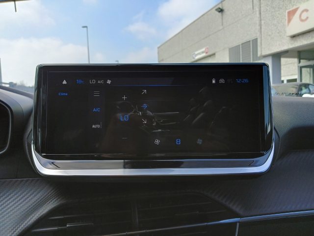 PEUGEOT 2008 usata, con Interni in pelle