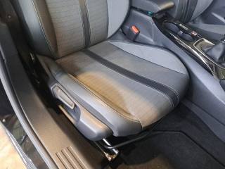 PEUGEOT 2008 usata, con Cruise Control