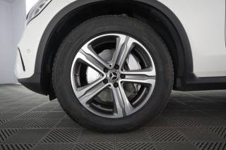 MERCEDES-BENZ CLA usata 14