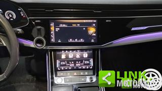 AUDI Q8 usata 21