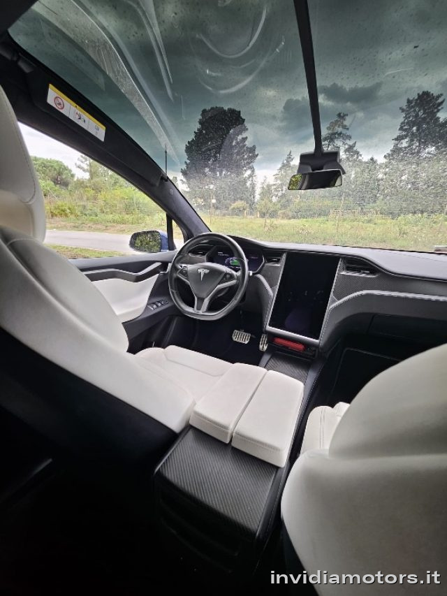 TESLA Model X usata, con Chiusura centralizzata