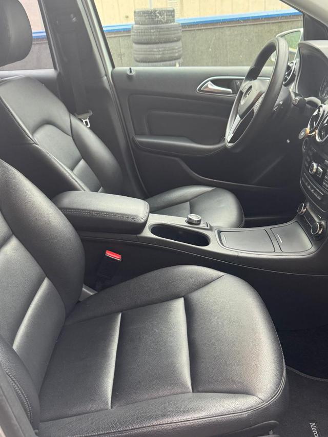 MERCEDES-BENZ B 180 usata, con Controllo trazione
