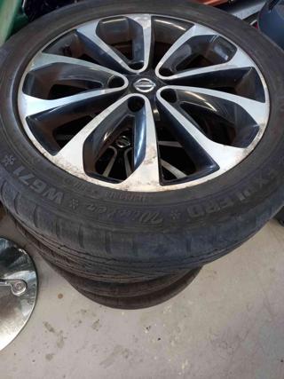 NISSAN Qashqai usata, con Bluetooth