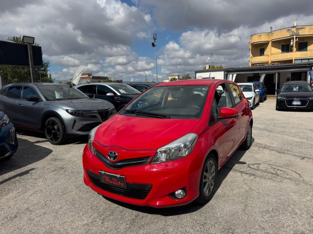 TOYOTA Yaris usata, con Boardcomputer