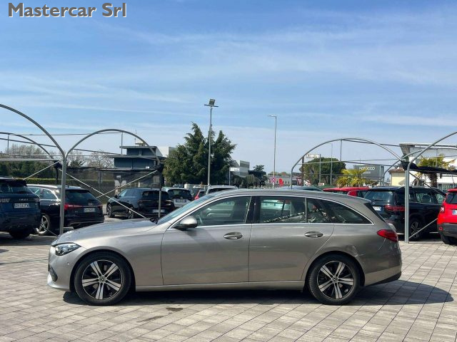 MERCEDES-BENZ C 220 usata, con Sistema di navigazione
