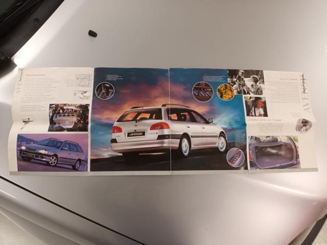 TOYOTA Avensis usata 43