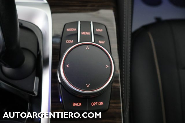 BMW 530 usata, con Autoradio digitale