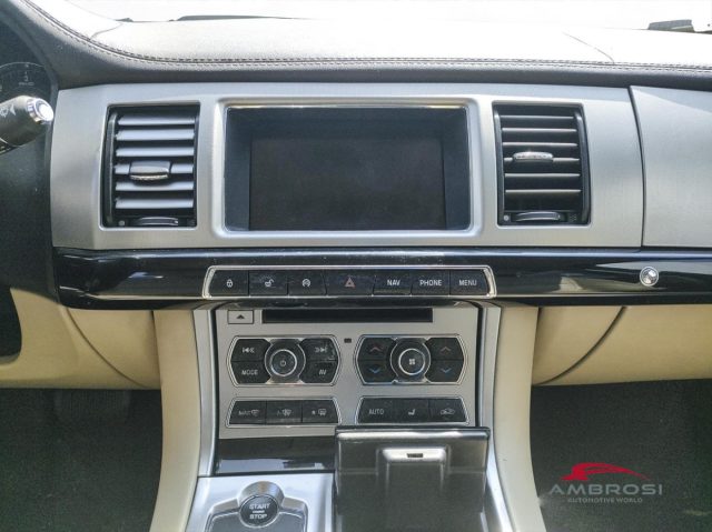 JAGUAR XF usata 13