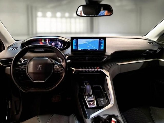 PEUGEOT 3008 usata, con Sistema di navigazione