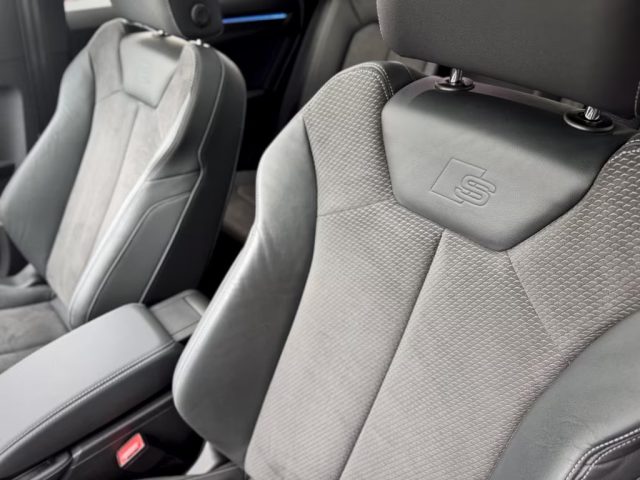 AUDI Q3 usata, con Regolazione elettrica sedili