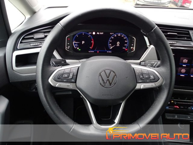 VOLKSWAGEN Touran usata, con Autoradio