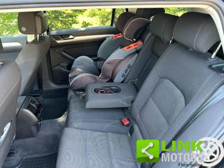 VOLKSWAGEN Passat Variant usata, con Sistema di navigazione