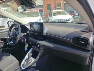 TOYOTA Yaris usata, con Fendinebbia