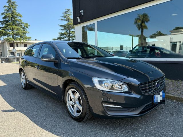 VOLVO V60 usata, con Alzacristalli elettrici