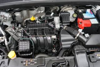 RENAULT Clio usata, con Cruise Control