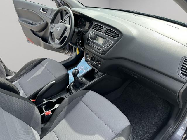 HYUNDAI i20 usata, con ESP