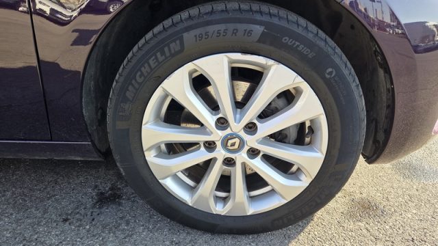 RENAULT ZOE usata, con Autoradio