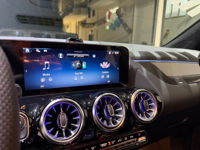 MERCEDES-BENZ GLA 200 usata, con Climatizzatore automatico, 2 zone