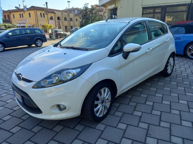 FORD Fiesta usata, con Airbag
