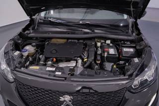 PEUGEOT 2008 usata, con Apple CarPlay