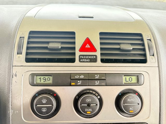 VOLKSWAGEN Touran usata, con MP3