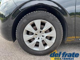 PEUGEOT 208 usata, con Sedile posteriore sdoppiato