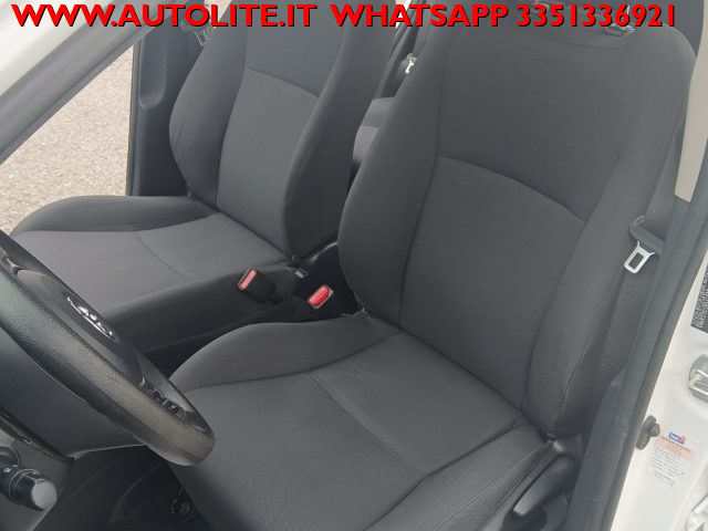 TOYOTA Yaris usata, con Sensore di luce