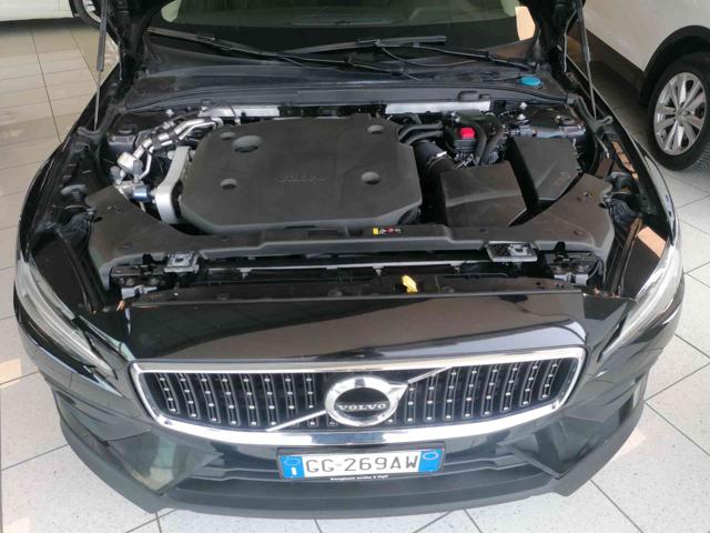 VOLVO V60 Cross Country usata, con Controllo elettronico della corsia