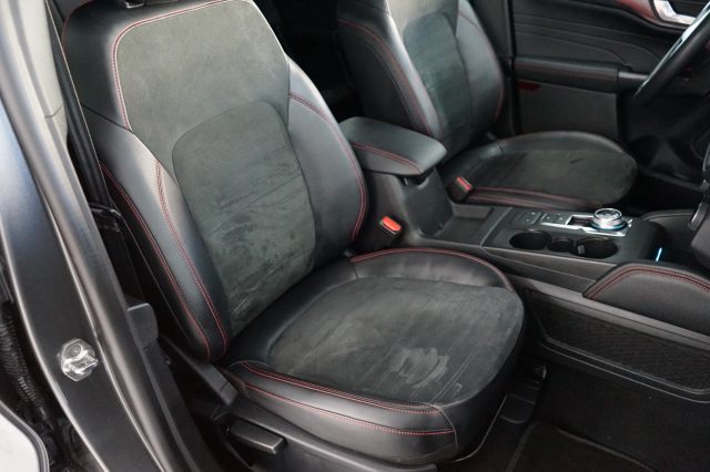 FORD Kuga usata, con Specchietti laterali elettrici