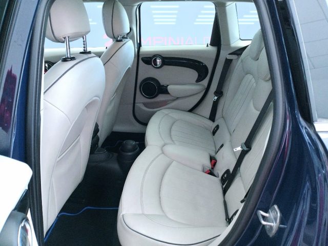 MINI Cooper D usata 16