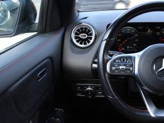 MERCEDES-BENZ GLA 200 usata, con Volante in pelle