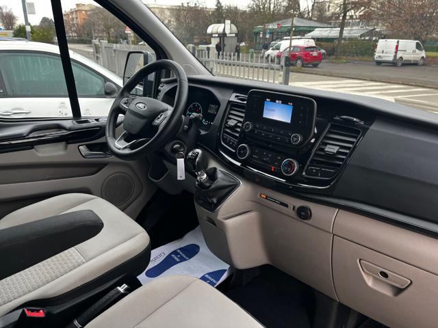 FORD Tourneo Custom usata, con Alzacristalli elettrici