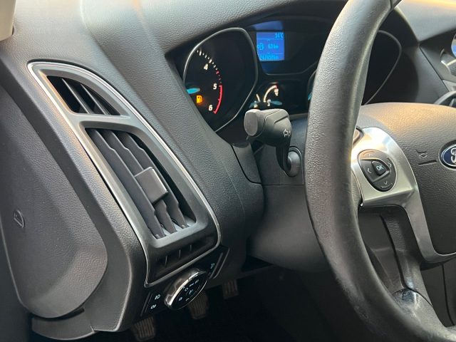 FORD Focus usata, con Servosterzo