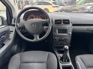 MERCEDES-BENZ A 160 usata, con Controllo automatico clima