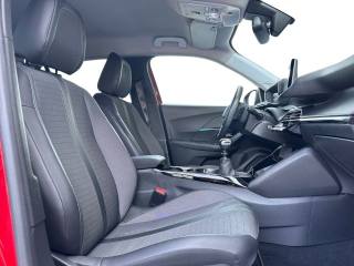 PEUGEOT 2008 usata, con Cruise Control