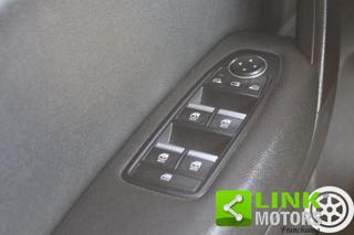 RENAULT Captur usata, con Controllo elettronico della corsia