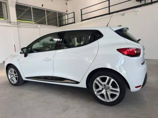 RENAULT Clio usata, con Airbag laterali