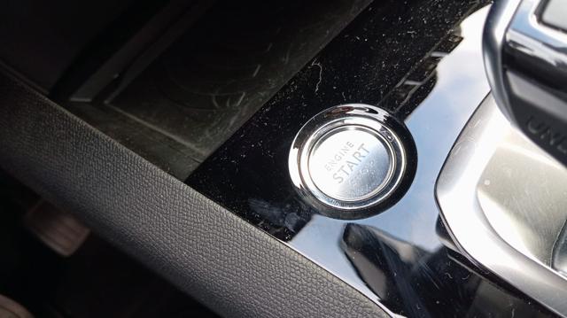 PEUGEOT 5008 usata, con Vivavoce