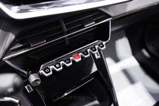 PEUGEOT 208 usata, con USB