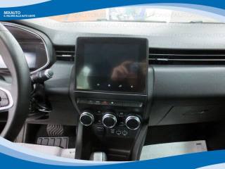RENAULT Clio usata, con Autoradio