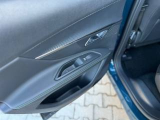 PEUGEOT 3008 usata, con Vetri oscurati