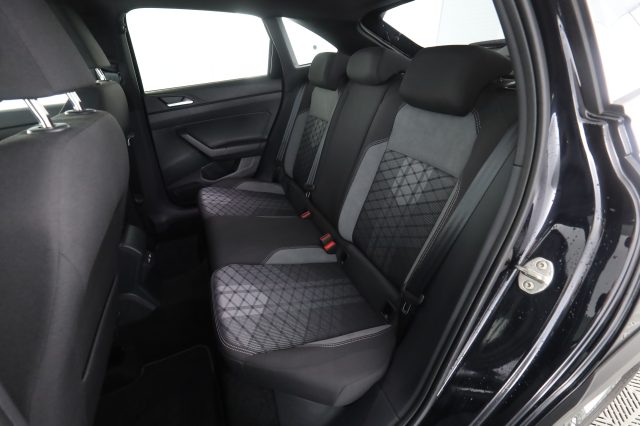 VOLKSWAGEN Taigo usata 3