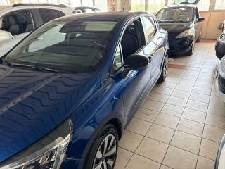 RENAULT Clio usata, con Airbag