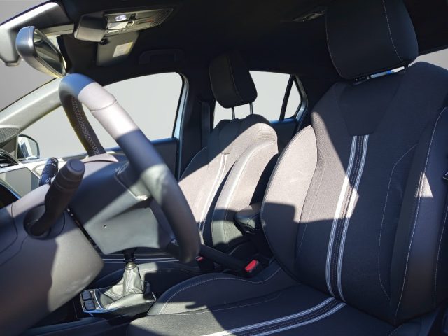 OPEL Corsa usata, con Autoradio digitale