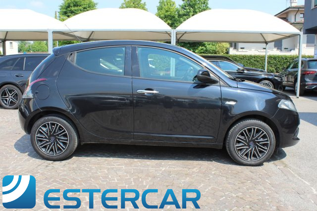 LANCIA Ypsilon usata, con Controllo trazione