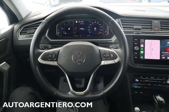 VOLKSWAGEN Tiguan usata, con Leve al volante