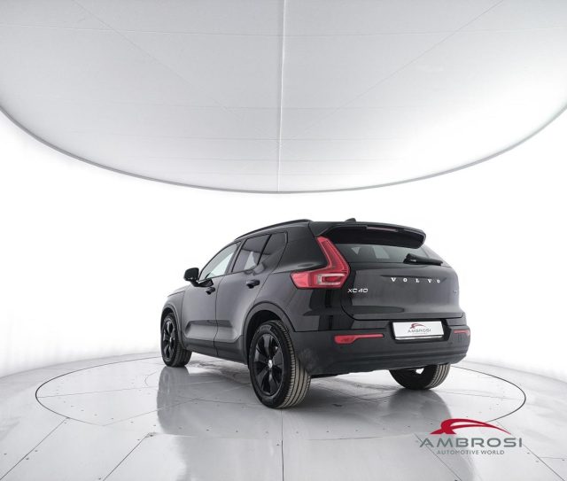 VOLVO XC40 usata 3